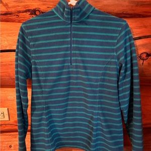 WARM 1/4 ZIP WOMENS FLEECE TOP FROM LANDS END. EXCELLENT CONDITION.